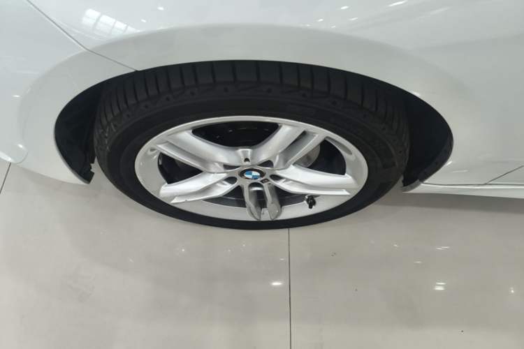 Used BMW 1 Series 2020 120i M Sport Package Left Front Wheel Hub