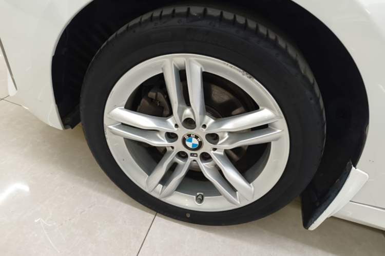 Used BMW 1 Series 2020 120i M Sport Package Left Front Wheel Hub