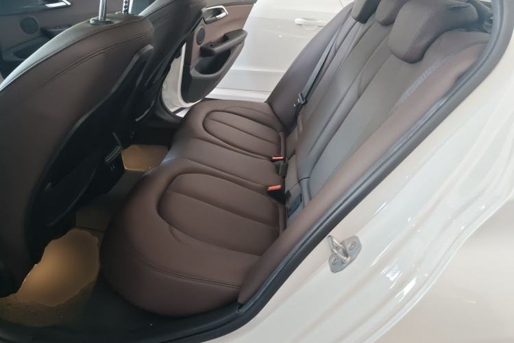 Used BMW 1 Series 2020 125i Leading Model M Sport Package Left Rear Seat
