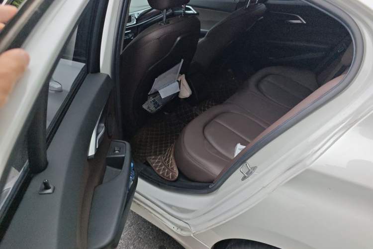 Used BMW 1 Series 2020 125i Leading Model M Sport Package Left Rear Seat
