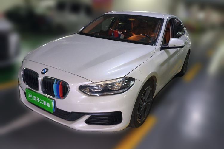 Ojetý BMW 1 Series 2020 120i Fashion Model Guazi used car, China used car export, Used car for sale, Used cars, Cheapest cars for sale