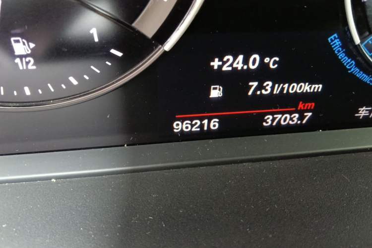 Used BMW 1 Series 2020 120i Fashion Model Odometer Close Up