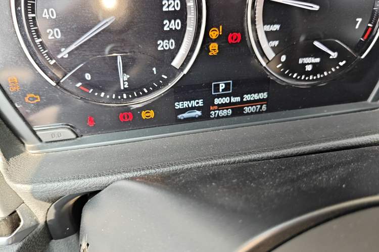 Used BMW 1 Series 2020 125i Leading Model M Sport Package Odometer Close Up