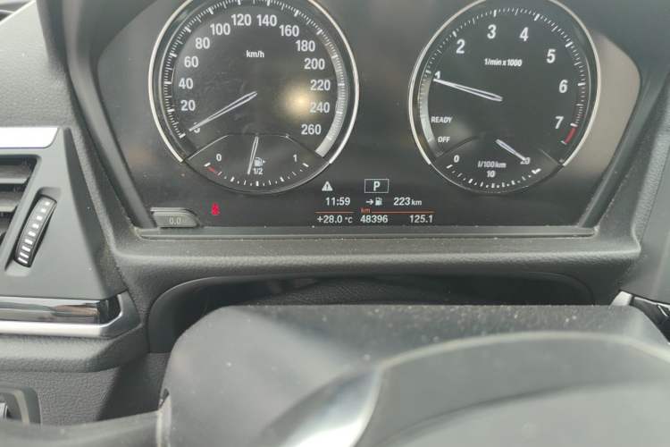 Used BMW 1 Series 2020 120i Fashion Model Odometer Close Up