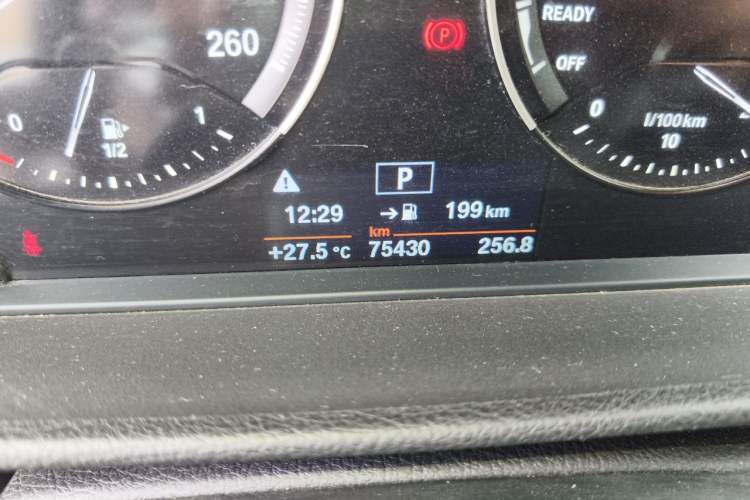 Used BMW 1 Series 2020 125i Leading Model M Sport Package Odometer Close Up
