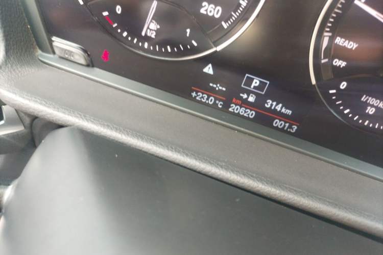 Used BMW 1 Series 2020 120i M Sport Package Odometer Close Up