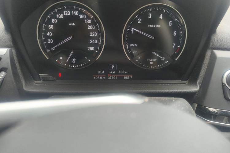 Used BMW 1 Series 2020 120i Fashion Model Odometer Close Up