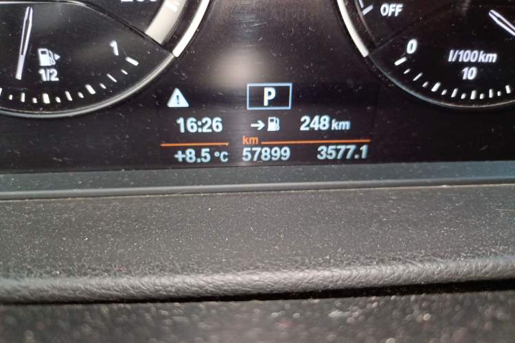 Used BMW 1 Series 2020 120i Fashion Model Odometer Close Up