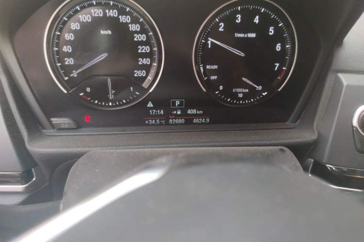Used BMW 1 Series 2020 120i Fashion Model Odometer Close Up