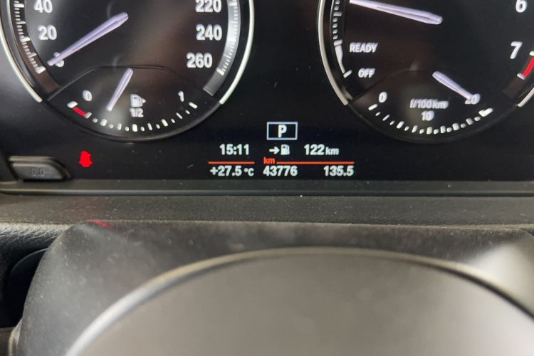 Used BMW 1 Series 2020 125i Leading Model M Sport Package Odometer Close Up