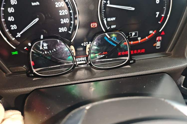 Used BMW 1 Series 2020 120i M Sport Package Odometer Close Up