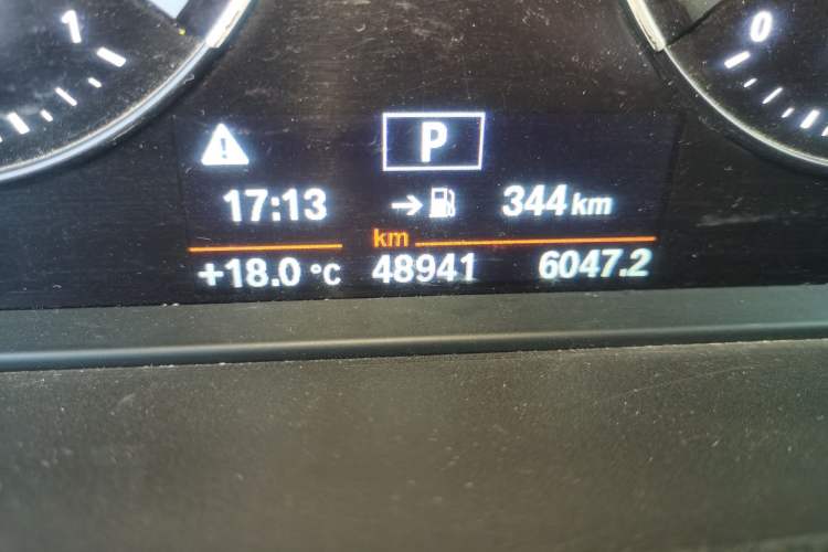 Used BMW 1 Series 2020 120i M Sport Package Odometer Close Up