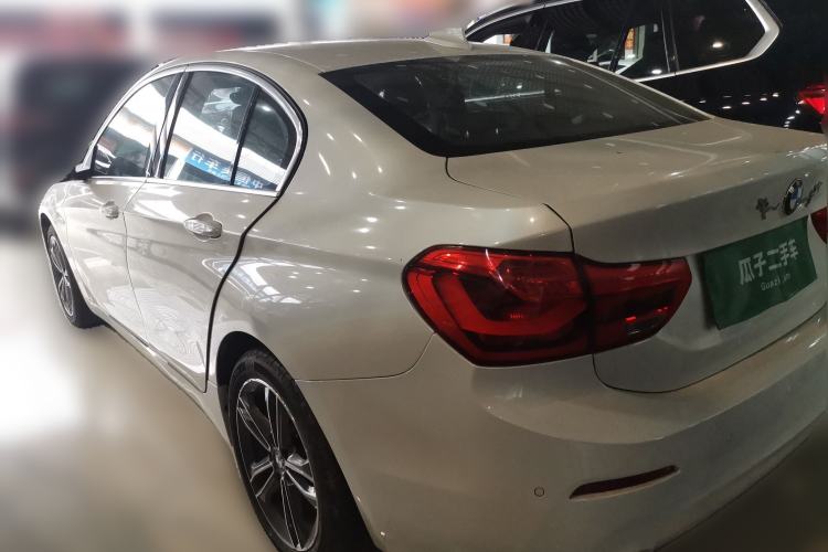 Used BMW 1 Series 2020 120i Fashion Model Rear Left 45 Deg