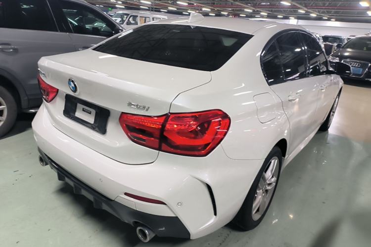 Used BMW 1 Series 2020 120i M Sport Package Rear Right 45 Deg