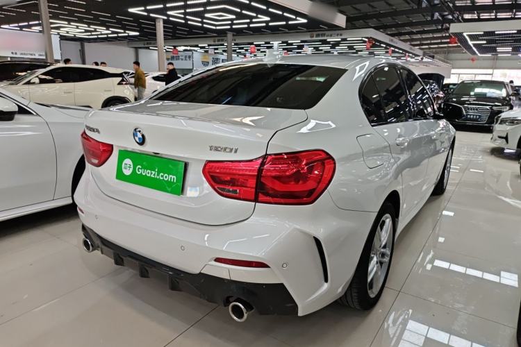 Used BMW 1 Series 2020 120i M Sport Package Rear Right 45 Deg
