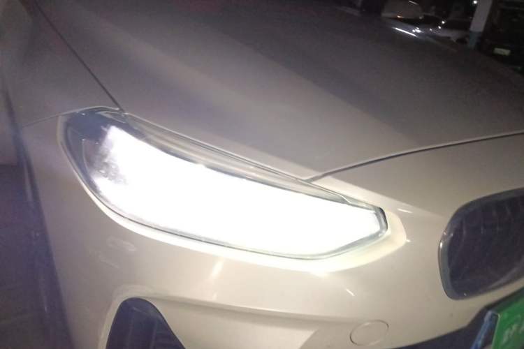 Used BMW 1 Series 2020 125i Leading Model M Sport Package Right Front Headlight