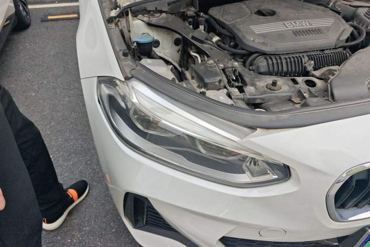 Used BMW 1 Series 2020 125i Leading Model M Sport Package Right Front Headlight