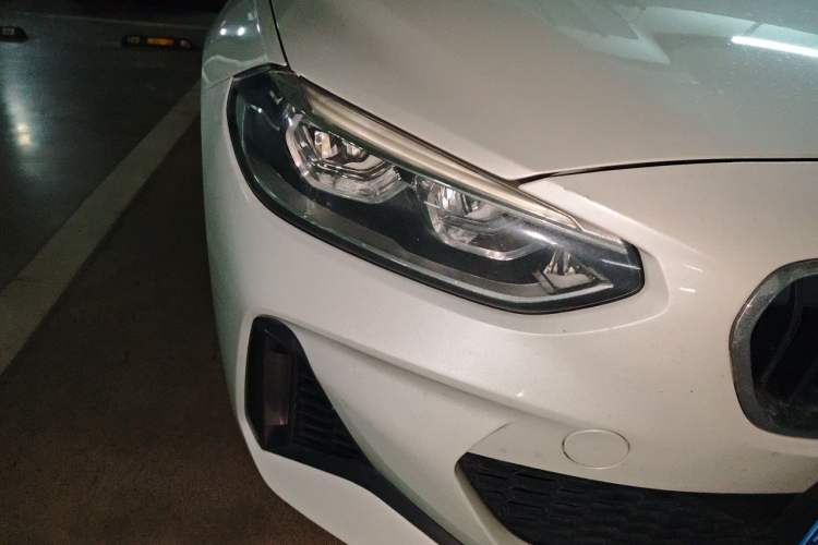 Used BMW 1 Series 2020 125i Leading Model M Sport Package Right Front Headlight