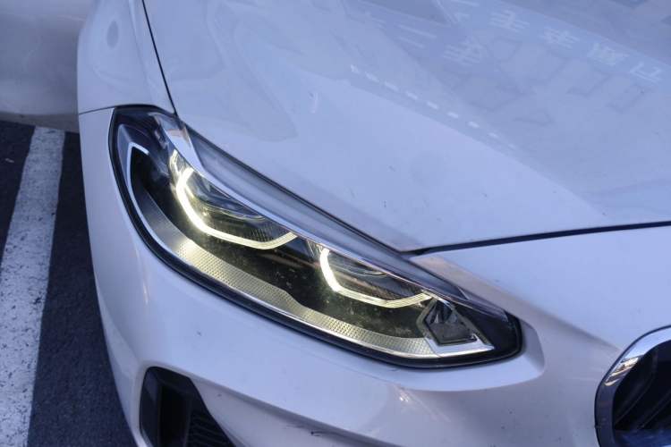 Used BMW 1 Series 2020 120i M Sport Package Right Front Headlight