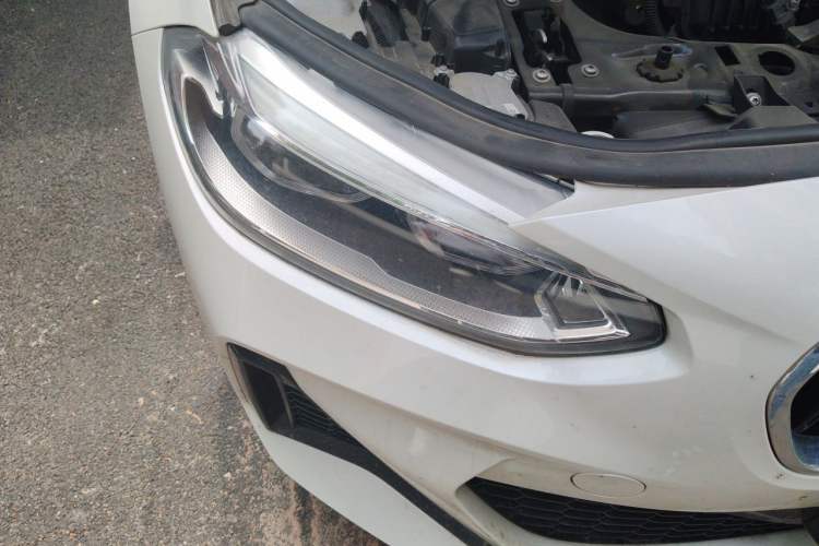 Used BMW 1 Series 2020 120i M Sport Package Right Front Headlight