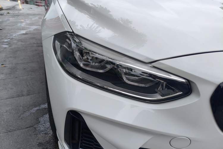 Used BMW 1 Series 2020 120i M Sport Package Right Front Headlight