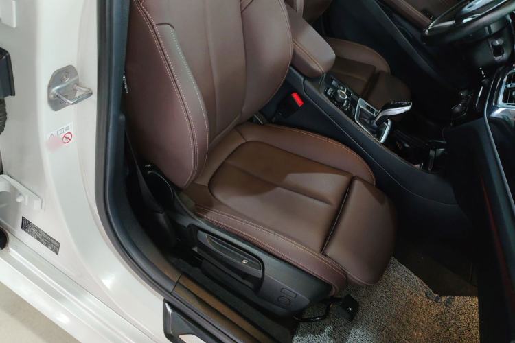 Used BMW 1 Series 2020 120i M Sport Package Right Front Seat