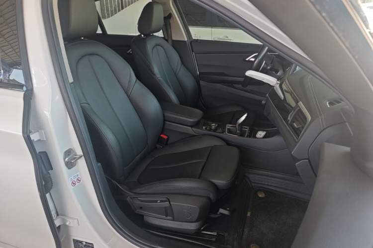 Used BMW 1 Series 2020 125i Leading Model M Sport Package Right Front Seat