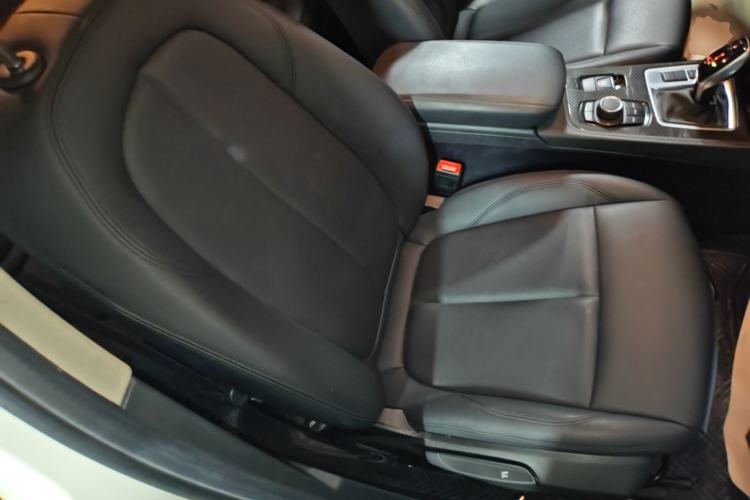 Used BMW 1 Series 2020 120i Fashion Model Right Front Seat