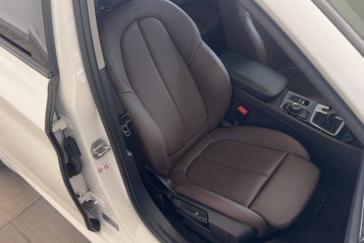 Used BMW 1 Series 2020 125i Leading Model M Sport Package Right Front Seat