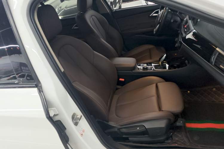 Used BMW 1 Series 2020 120i M Sport Package Right Front Seat