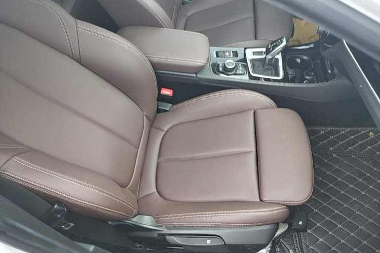 Used BMW 1 Series 2020 120i M Sport Package Right Front Seat