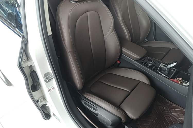 Used BMW 1 Series 2020 120i M Sport Package Right Front Seat