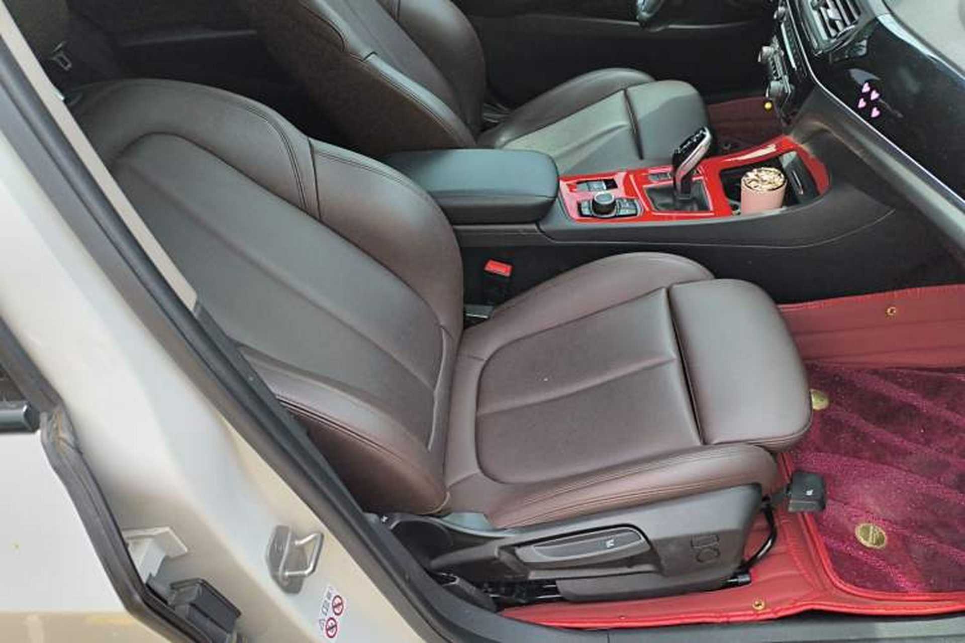 Used BMW 1 Series 2020 125i Leading Model M Sport Package Right Front Seat