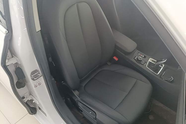 Used BMW 1 Series 2020 120i Fashion Model Right Front Seat