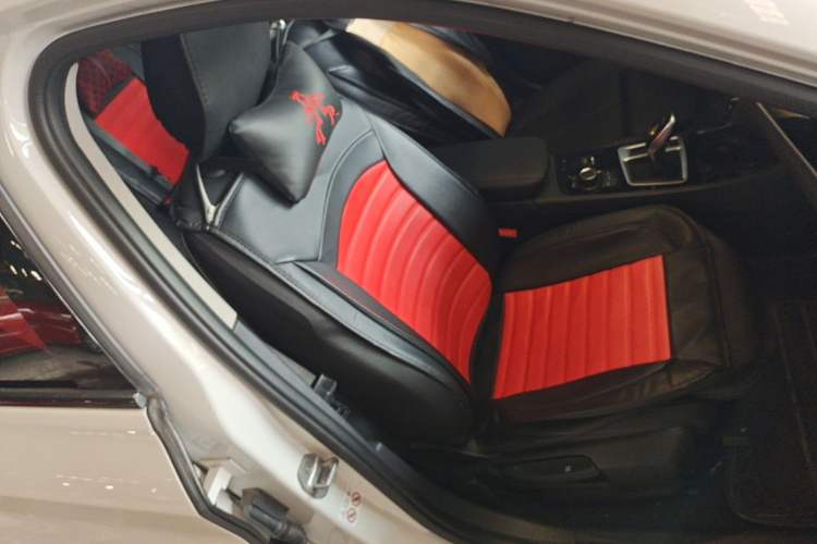 Used BMW 1 Series 2020 120i M Sport Package Right Front Seat