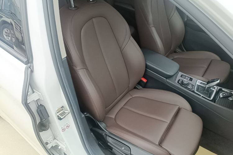 Used BMW 1 Series 2020 125i Leading Model M Sport Package Right Front Seat
