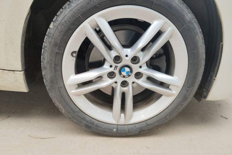 Used BMW 1 Series 2020 120i M Sport Package Right Front Wheel Hub