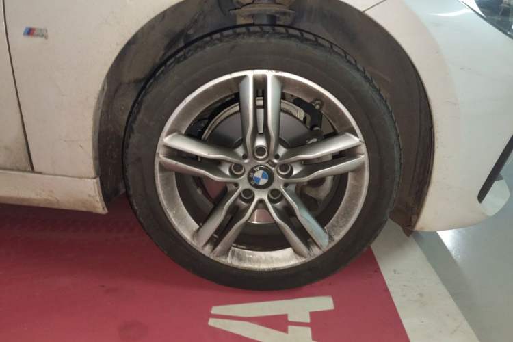 Used BMW 1 Series 2020 120i M Sport Package Right Front Wheel Hub
