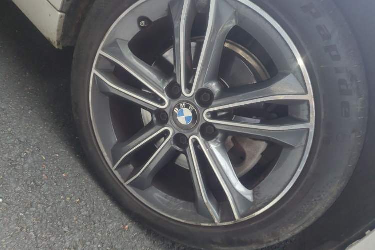 Used BMW 1 Series 2020 120i Fashion Model Right Front Wheel Hub