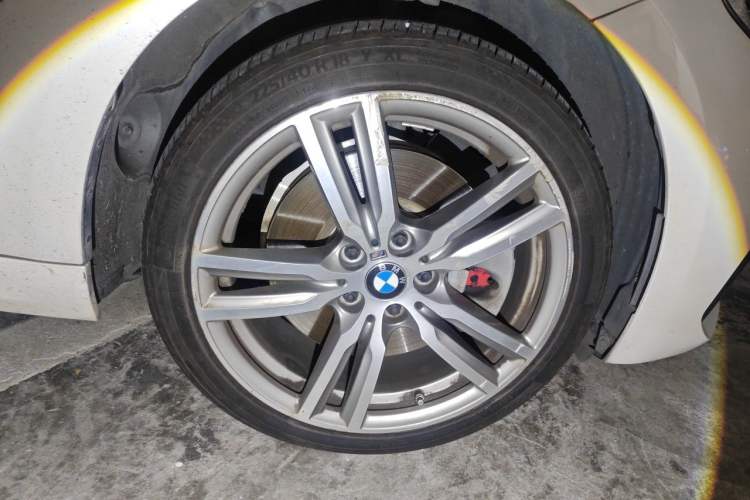 Used BMW 1 Series 2020 125i M Sport Package Right Front Wheel Hub