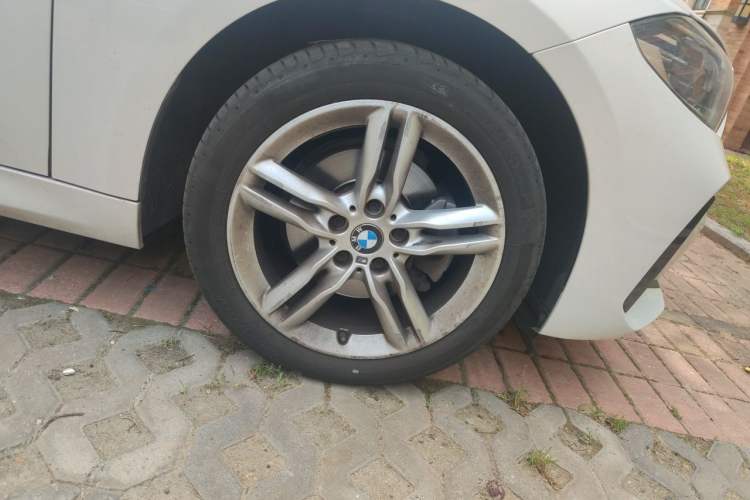 Used BMW 1 Series 2020 120i M Sport Package Right Front Wheel Hub