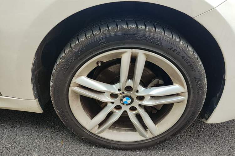 Used BMW 1 Series 2020 120i M Sport Package Right Front Wheel Hub