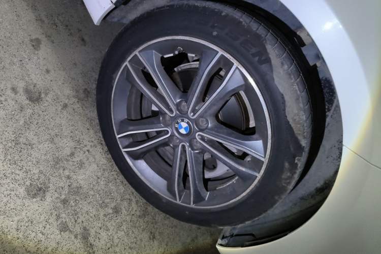 Used BMW 1 Series 2020 120i Fashion Model Right Front Wheel Hub