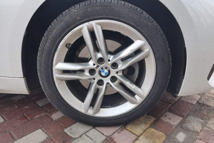 Used BMW 1 Series 2020 120i M Sport Package Right Front Wheel Hub