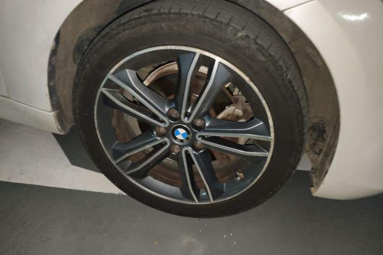 Used BMW 1 Series 2020 120i Fashion Model Right Front Wheel Hub