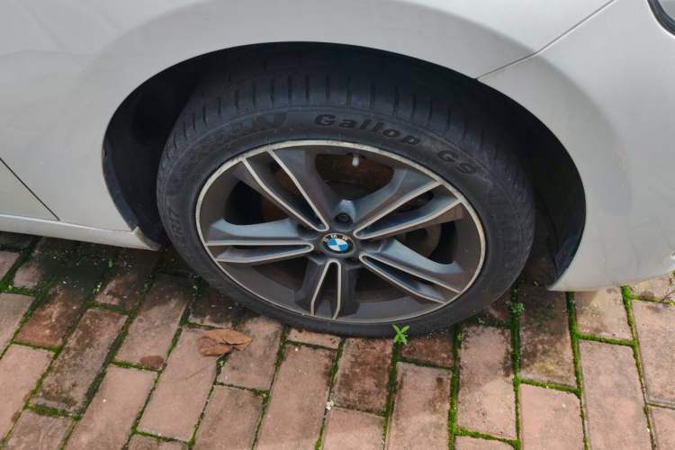 Used BMW 1 Series 2020 120i Fashion Model Right Front Wheel Hub