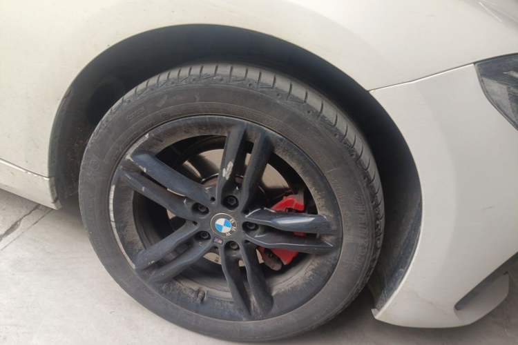 Used BMW 1 Series 2020 120i M Sport Package Right Front Wheel Hub