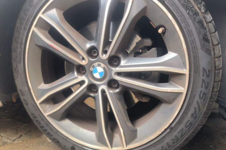 Used BMW 1 Series 2020 120i Fashion Model Right Front Wheel Hub