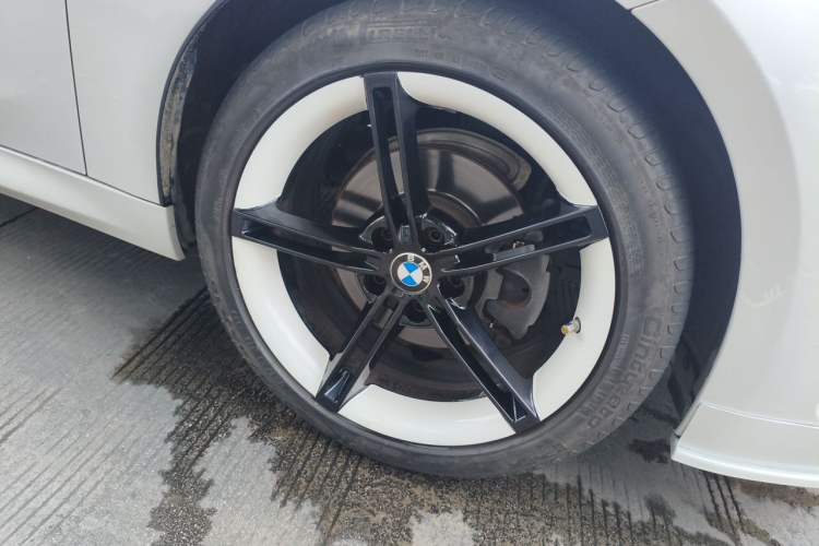 Used BMW 1 Series 2020 120i M Sport Package Right Front Wheel Hub