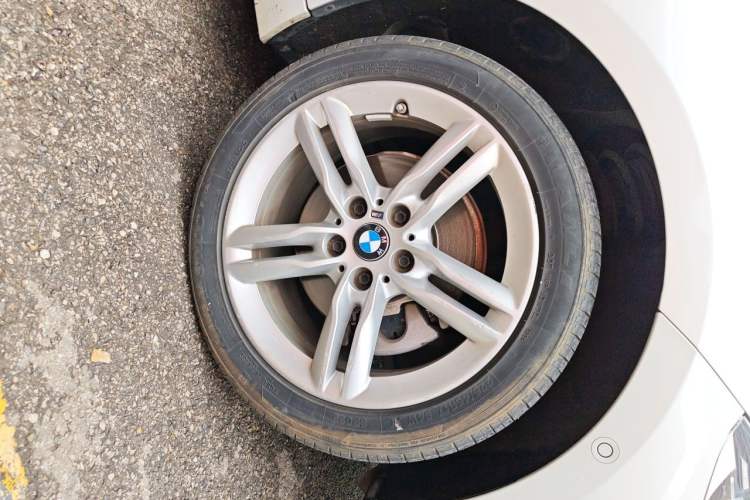Used BMW 1 Series 2020 120i M Sport Package Right Front Wheel Hub